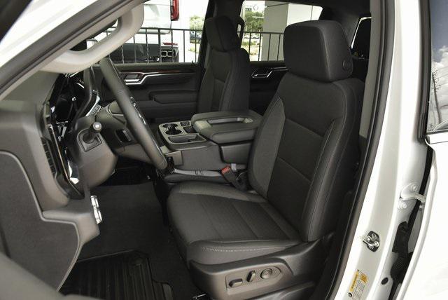 new 2025 GMC Sierra 1500 car, priced at $51,621