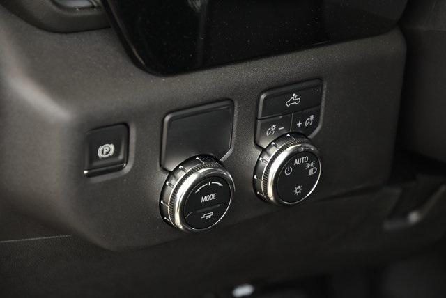 new 2025 GMC Sierra 1500 car, priced at $51,621
