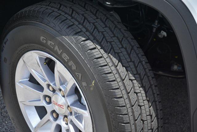 new 2025 GMC Sierra 1500 car, priced at $51,621