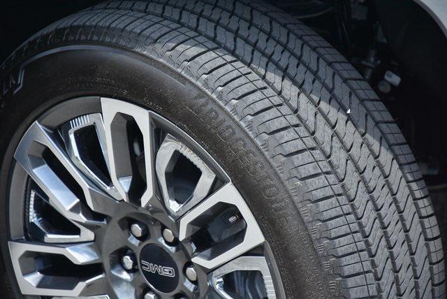 new 2025 GMC Sierra 1500 car