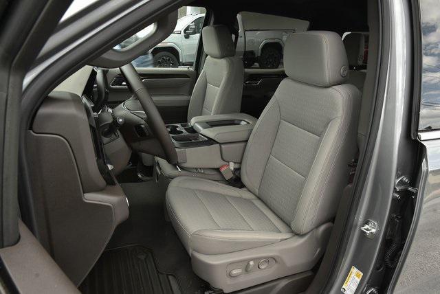 new 2025 GMC Sierra 1500 car, priced at $51,986