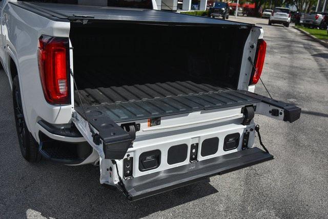 used 2022 GMC Sierra 1500 car, priced at $44,080