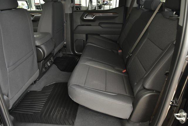 new 2025 GMC Sierra 1500 car, priced at $51,986