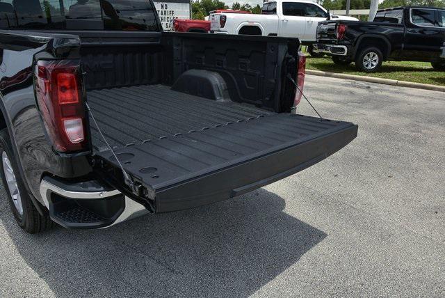 new 2025 GMC Sierra 1500 car, priced at $51,986