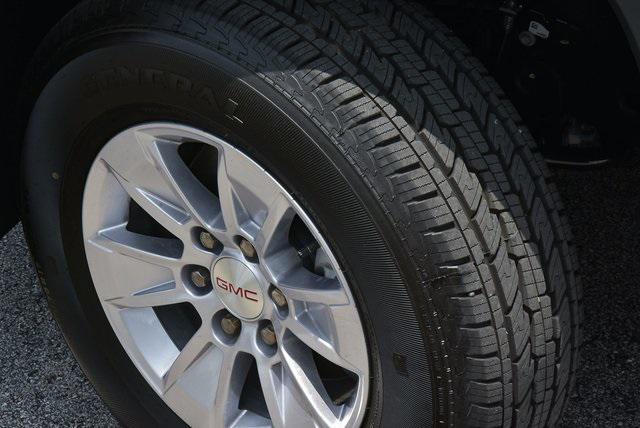 new 2025 GMC Sierra 1500 car, priced at $51,986