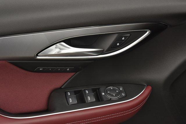 used 2025 Buick Envision car, priced at $40,900