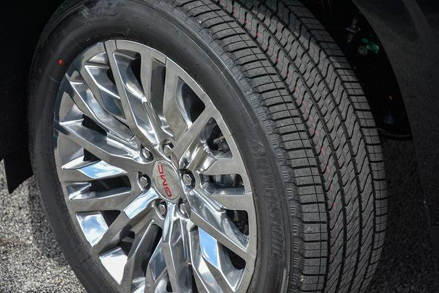 new 2025 GMC Yukon car, priced at $76,744