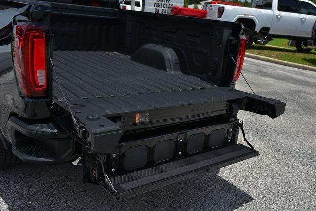 new 2025 GMC Sierra 1500 car, priced at $75,072