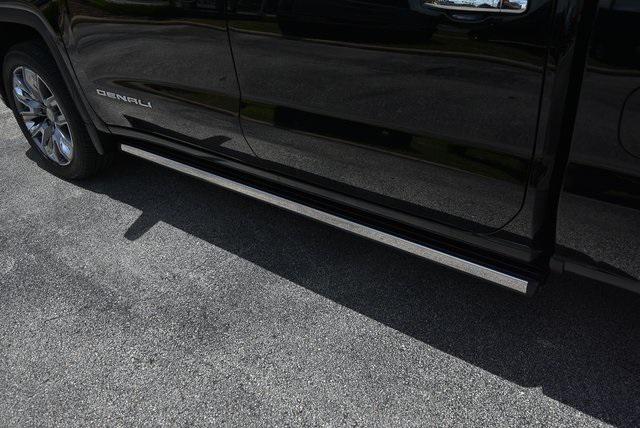 new 2025 GMC Sierra 1500 car, priced at $75,072