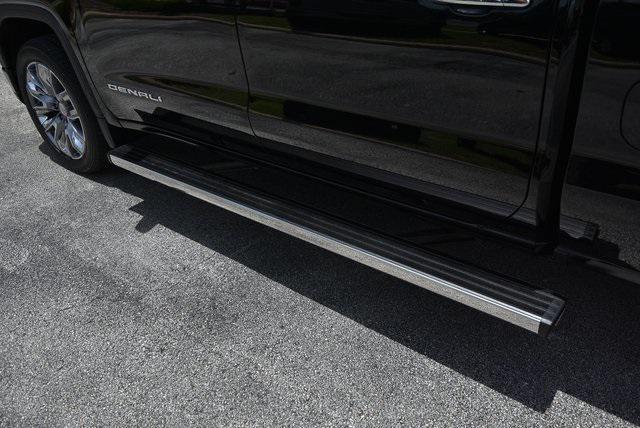 new 2025 GMC Sierra 1500 car, priced at $75,072