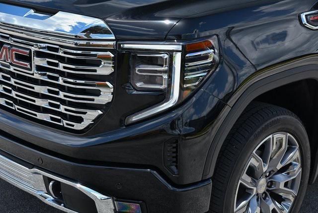 new 2025 GMC Sierra 1500 car, priced at $75,072