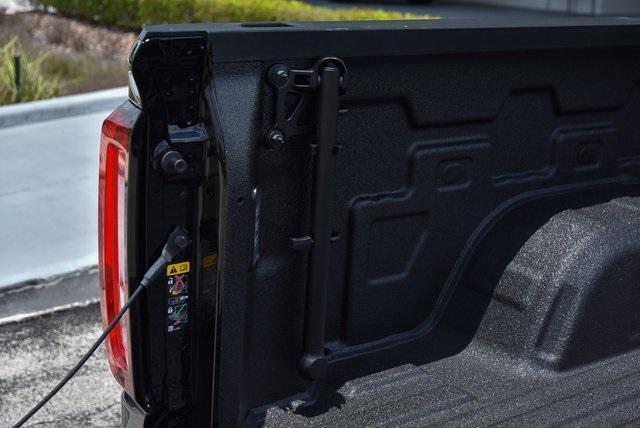 new 2025 GMC Sierra 1500 car, priced at $75,072