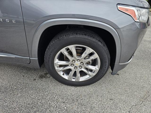 used 2020 Chevrolet Traverse car, priced at $32,538