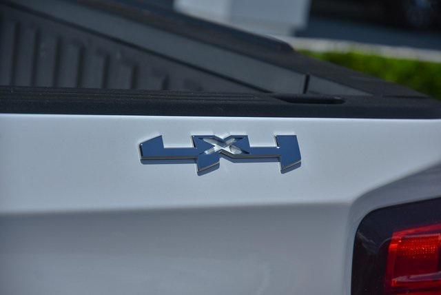 new 2025 GMC Sierra 1500 car, priced at $57,060