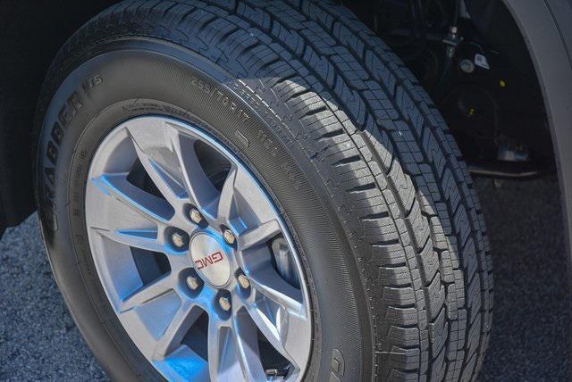 new 2025 GMC Sierra 1500 car, priced at $57,060