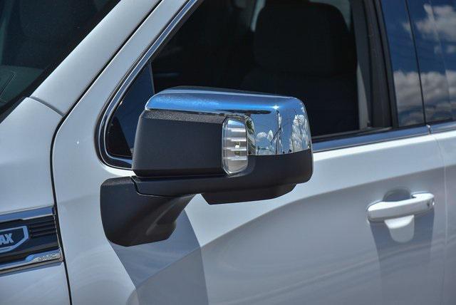 new 2025 GMC Sierra 1500 car, priced at $57,060