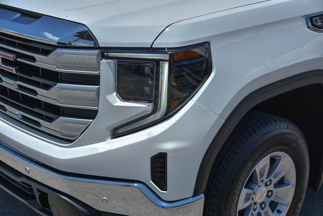 new 2025 GMC Sierra 1500 car, priced at $57,060