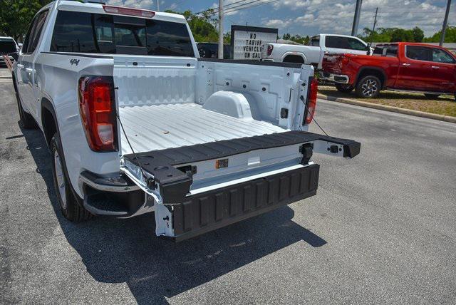 new 2025 GMC Sierra 1500 car, priced at $57,060