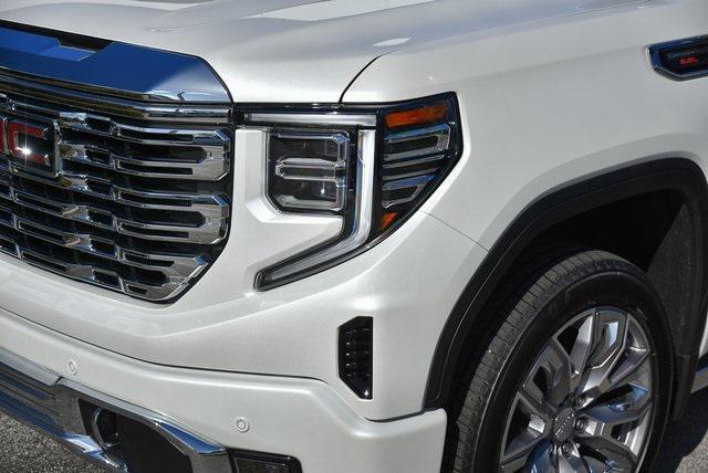 new 2025 GMC Sierra 1500 car, priced at $82,025