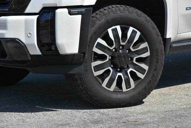 used 2024 GMC Sierra 2500 car, priced at $84,129