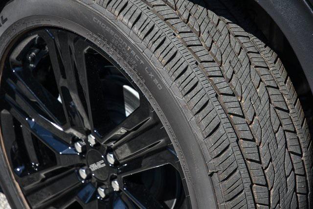 new 2026 GMC Acadia car, priced at $51,712