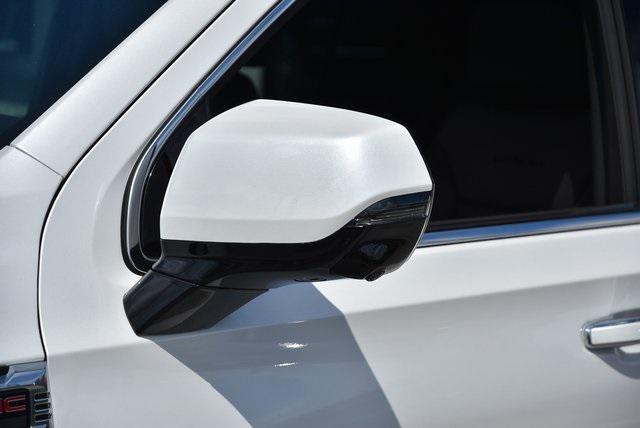 new 2025 GMC Yukon car