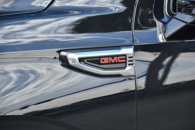 new 2025 GMC Yukon XL car