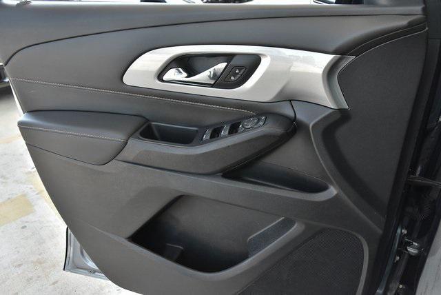 used 2020 Chevrolet Traverse car, priced at $19,627