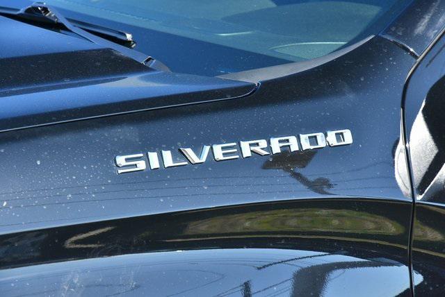 used 2024 Chevrolet Silverado 1500 car, priced at $35,592