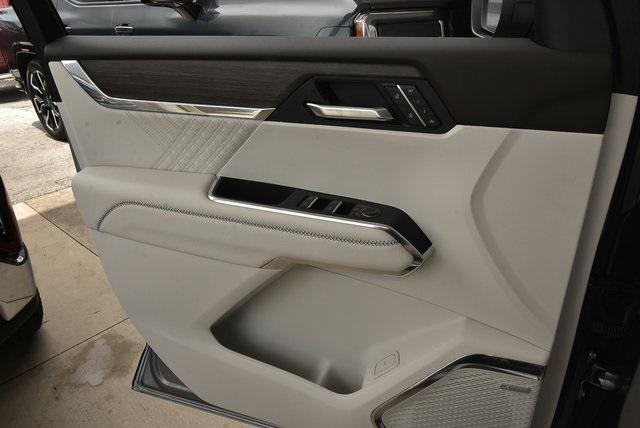 new 2025 GMC Acadia car