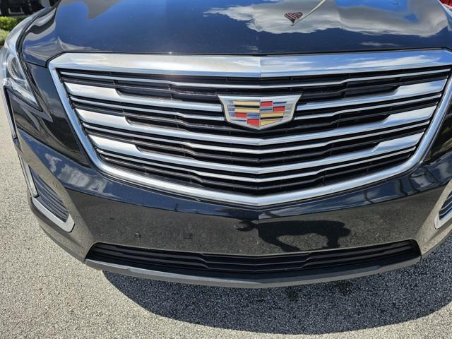 used 2017 Cadillac XT5 car, priced at $11,995