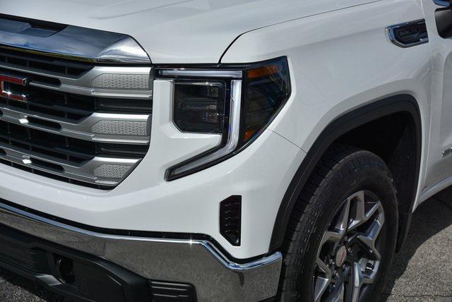 new 2025 GMC Sierra 1500 car, priced at $56,916