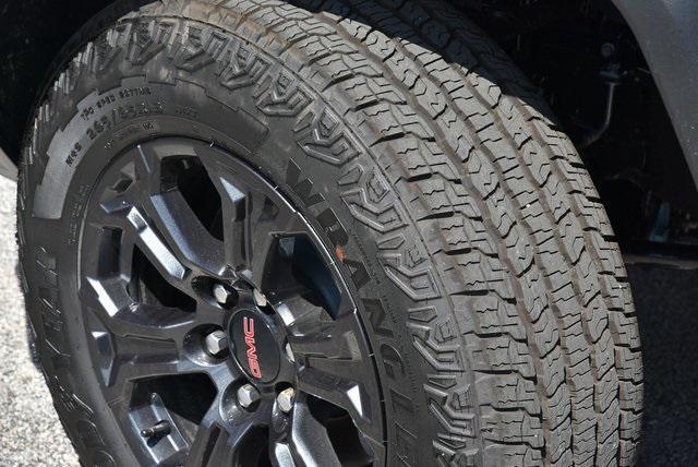 new 2025 GMC Canyon car