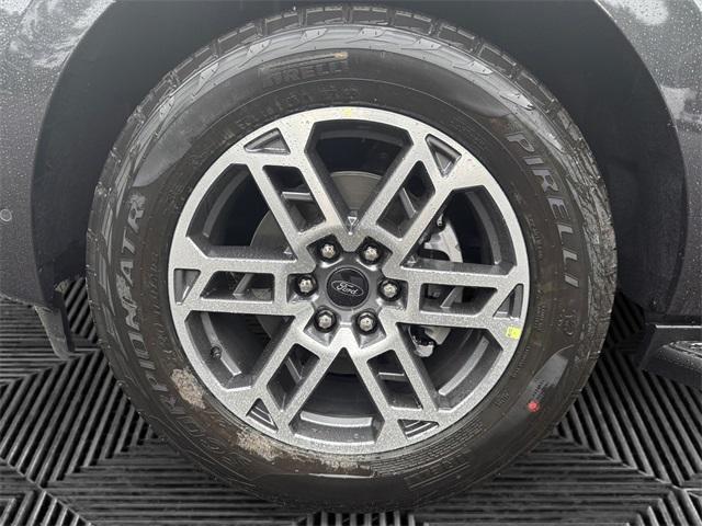 new 2025 Ford Expedition Max car, priced at $67,385