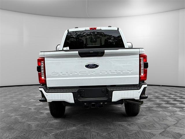 new 2025 Ford F-350 car, priced at $62,460