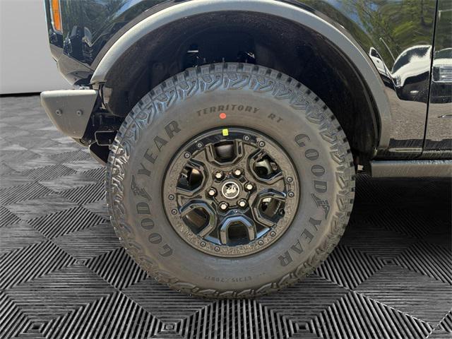 new 2025 Ford Bronco car, priced at $62,652