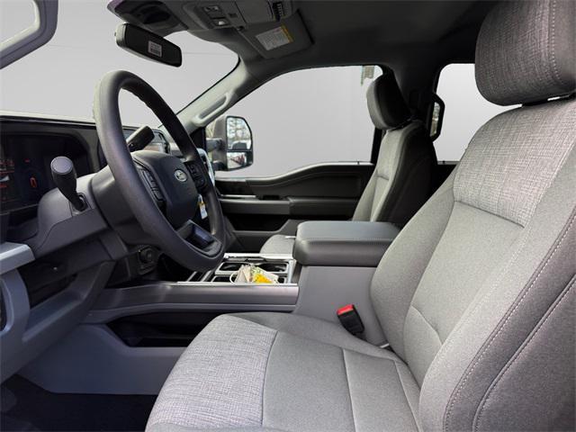 new 2025 Ford F-250 car, priced at $77,495