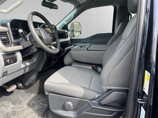 new 2025 Ford F-350 car, priced at $60,140