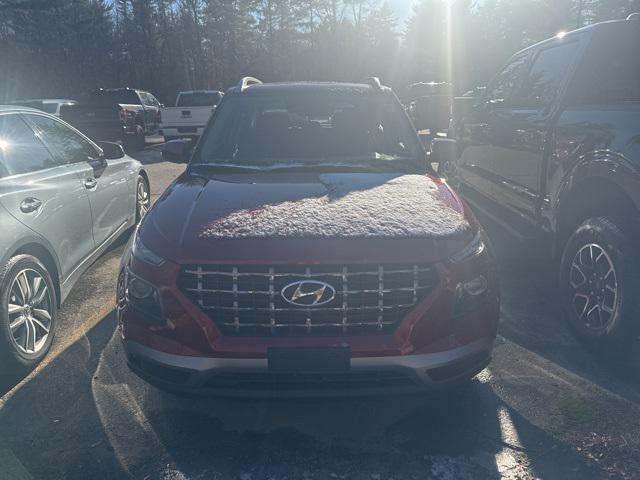 used 2025 Hyundai Venue car, priced at $20,289