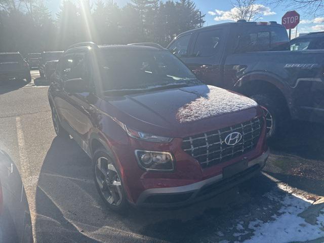 used 2025 Hyundai Venue car, priced at $20,289