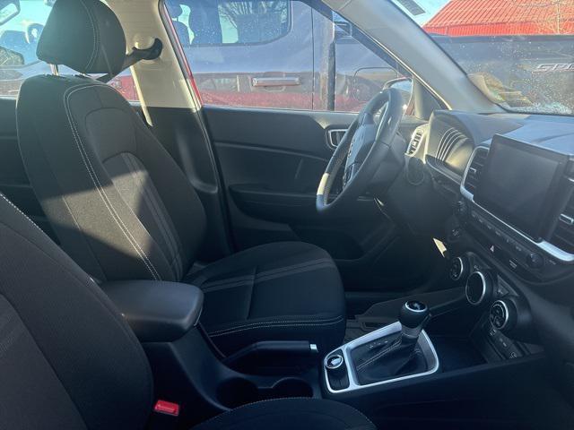 used 2025 Hyundai Venue car, priced at $20,289