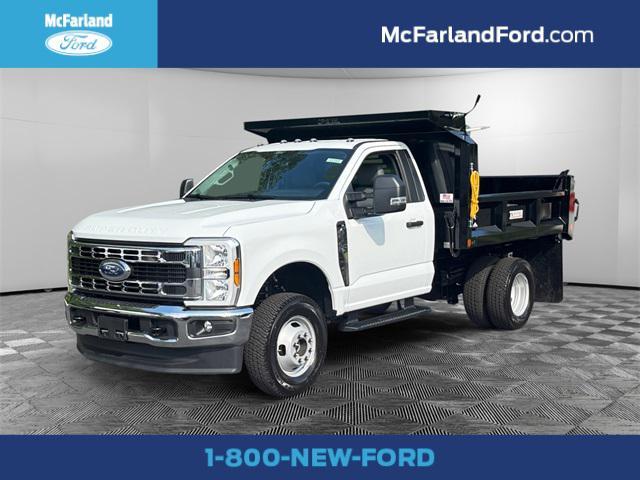 new 2025 Ford F-350 car, priced at $72,940