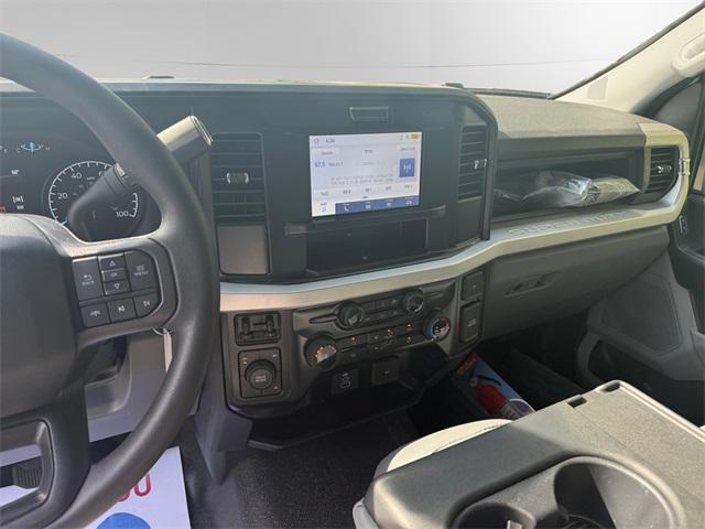 new 2025 Ford F-350 car, priced at $71,940