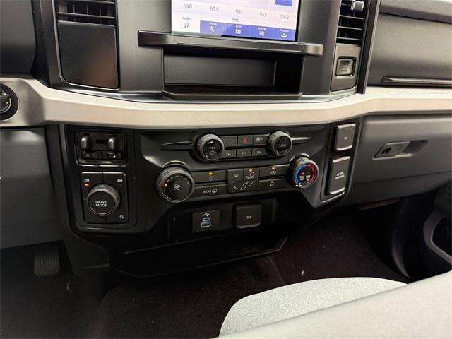 new 2025 Ford F-350 car, priced at $67,825