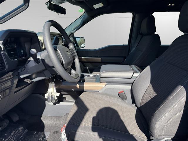 new 2025 Ford F-150 car, priced at $50,552