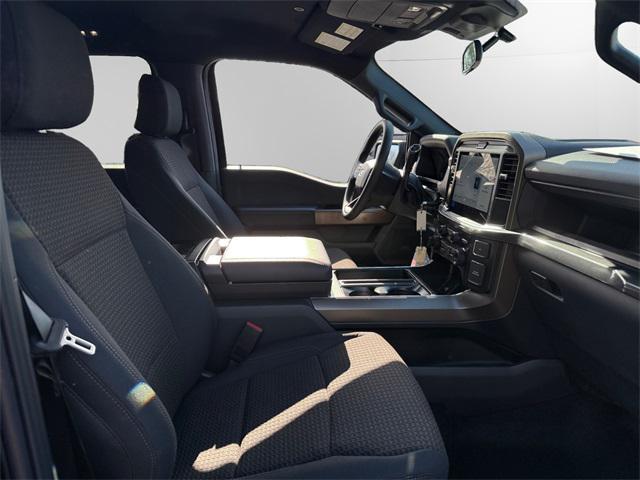 new 2025 Ford F-150 car, priced at $50,552