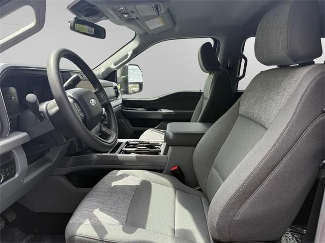 new 2025 Ford F-350 car, priced at $67,195