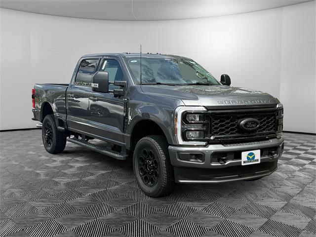 new 2025 Ford F-350 car, priced at $67,195