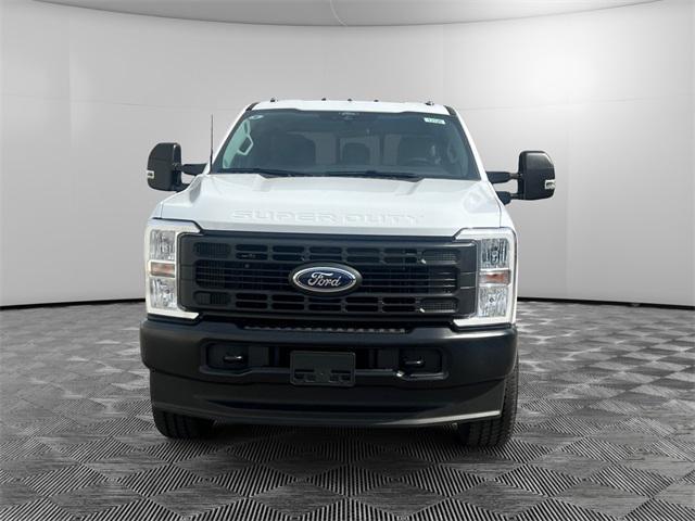 new 2025 Ford F-350 car, priced at $56,075