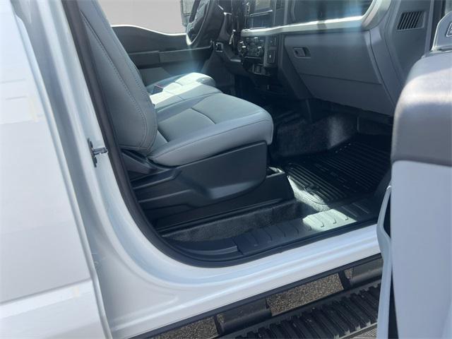 new 2025 Ford F-350 car, priced at $56,075